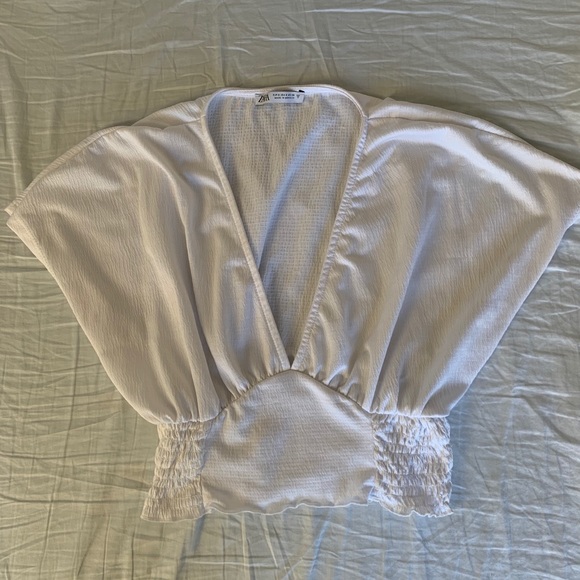 Zara Tops - White Zara Scrunched Crop Top